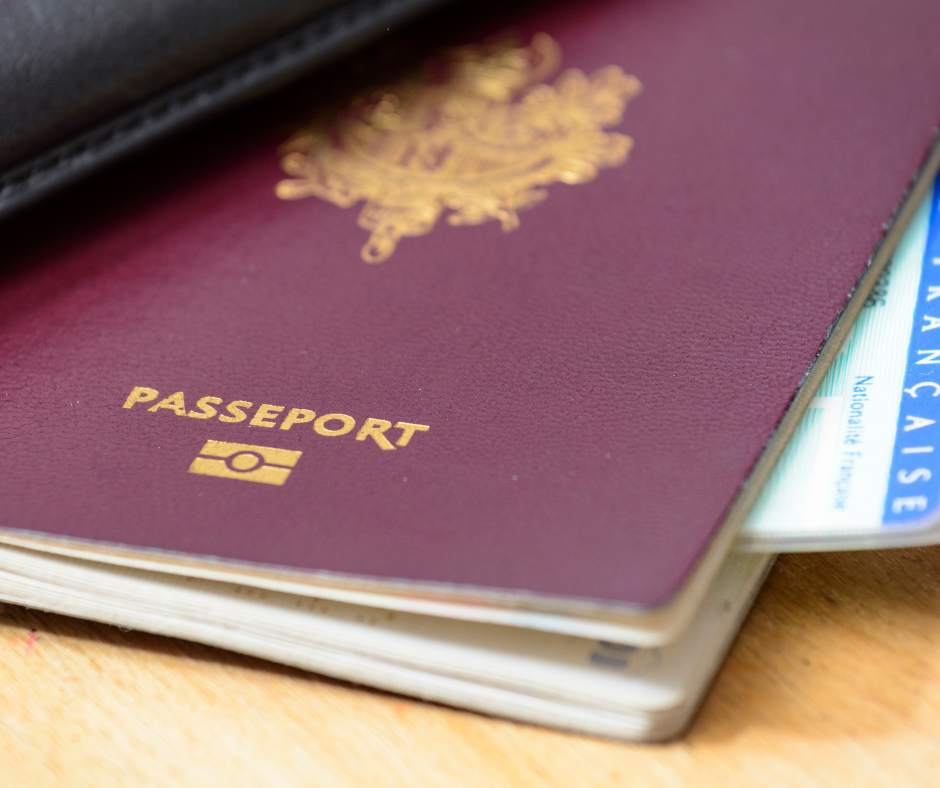 Documents d'identité : lesquels sont acceptés pour le passage de l'examen du permis de conduire ? 1 documents d'identité_city_zen